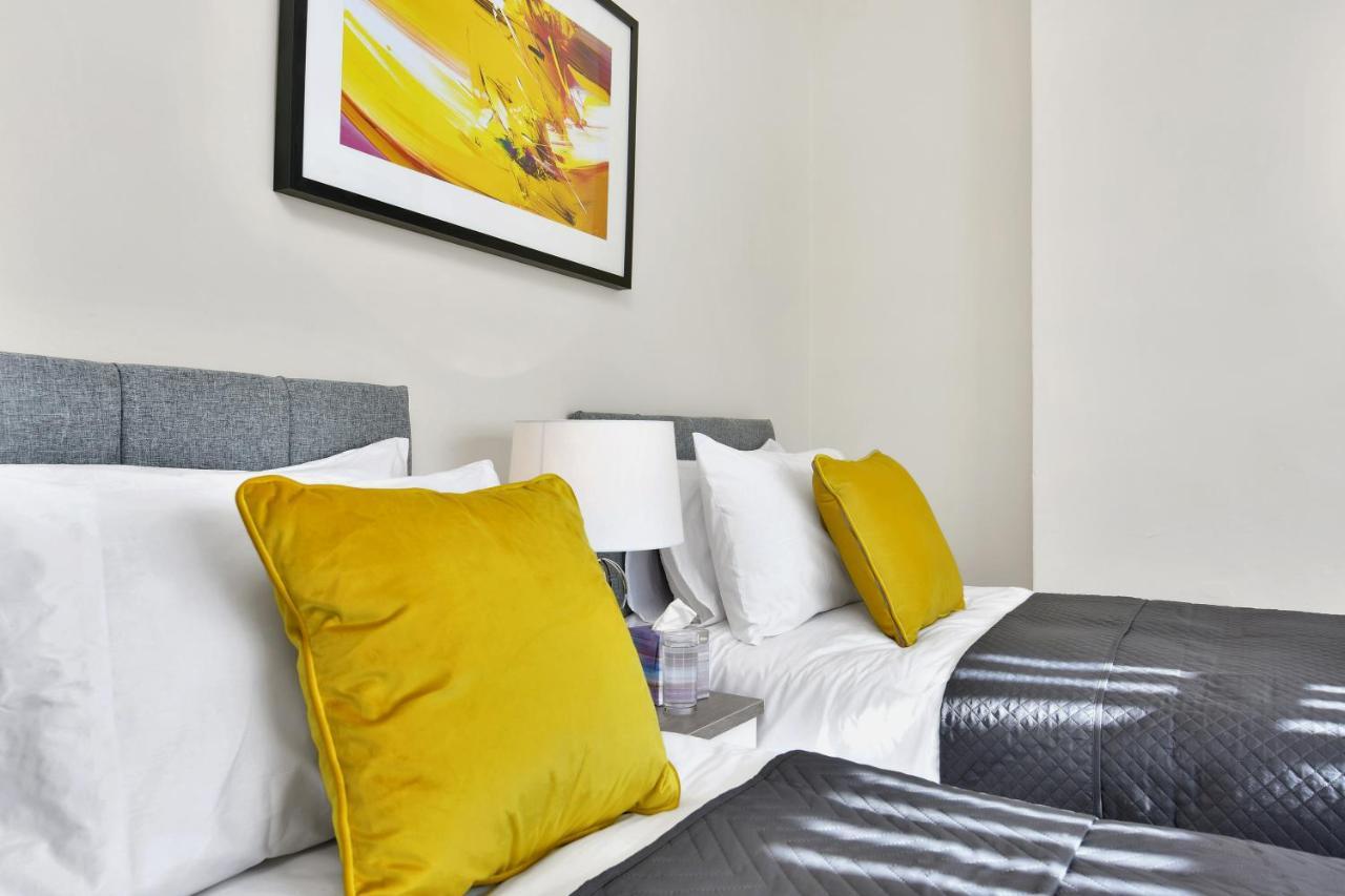 Sheldon  Xclusive Living Stay Near Airport & Nec, The Whitecroft מראה חיצוני תמונה