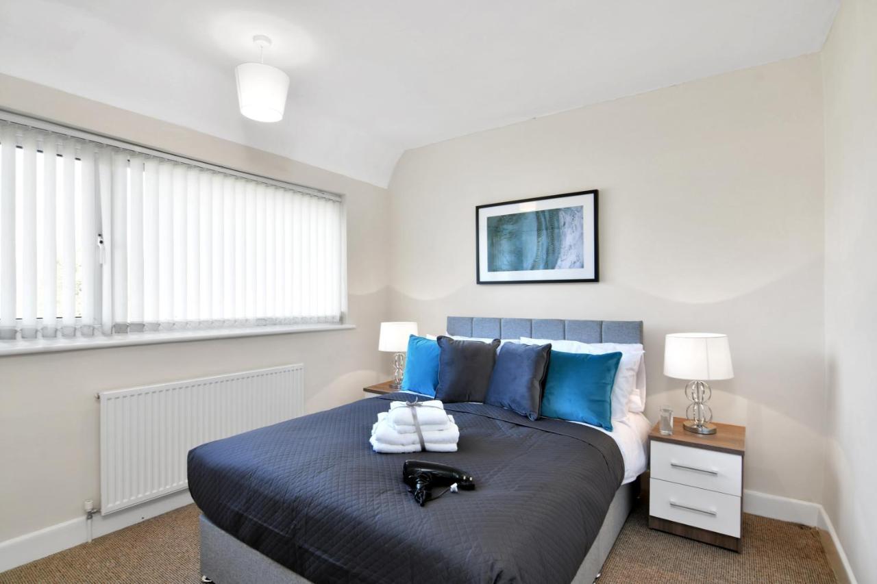 Sheldon  Xclusive Living Stay Near Airport & Nec, The Whitecroft מראה חיצוני תמונה