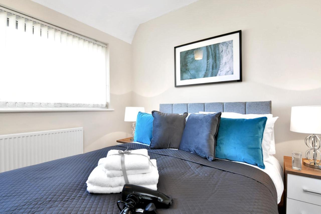 Sheldon  Xclusive Living Stay Near Airport & Nec, The Whitecroft מראה חיצוני תמונה