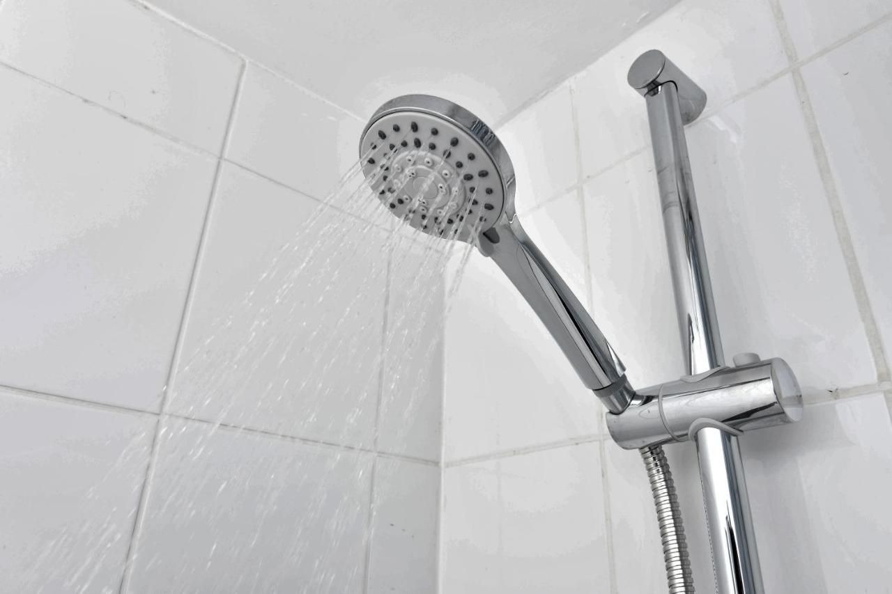 Sheldon  Xclusive Living Stay Near Airport & Nec, The Whitecroft מראה חיצוני תמונה