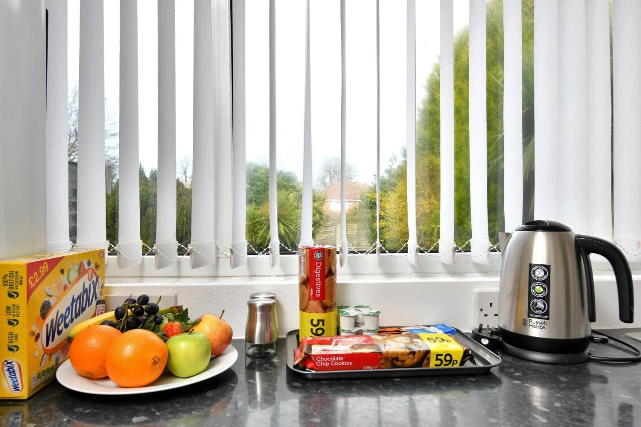 Sheldon  Xclusive Living Stay Near Airport & Nec, The Whitecroft מראה חיצוני תמונה