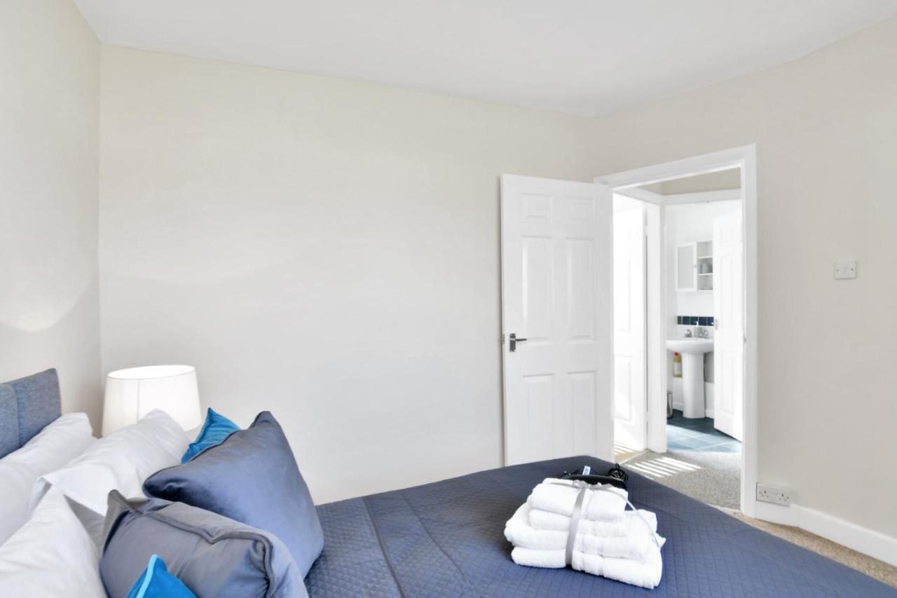 Sheldon  Xclusive Living Stay Near Airport & Nec, The Whitecroft מראה חיצוני תמונה