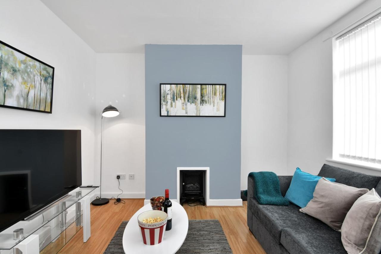 Sheldon  Xclusive Living Stay Near Airport & Nec, The Whitecroft מראה חיצוני תמונה