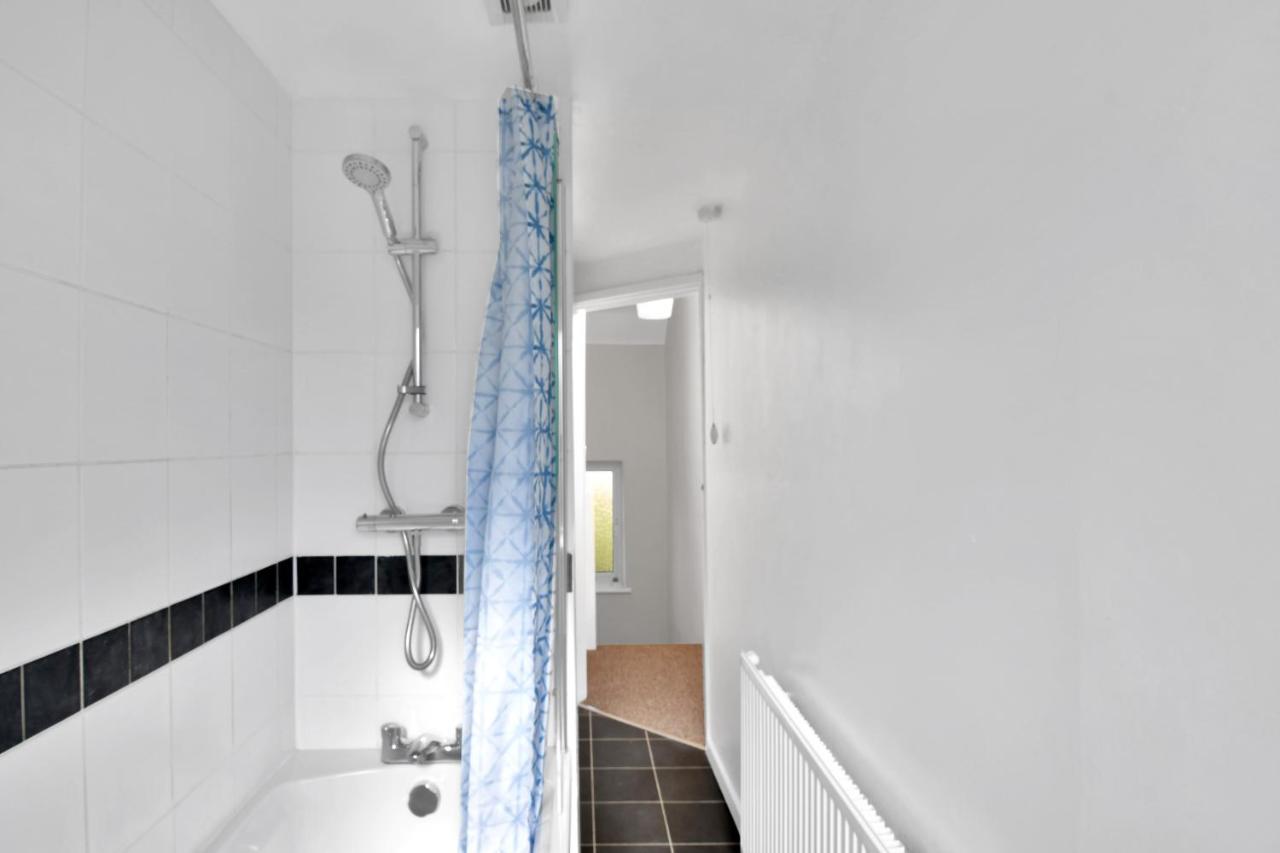 Sheldon  Xclusive Living Stay Near Airport & Nec, The Whitecroft מראה חיצוני תמונה